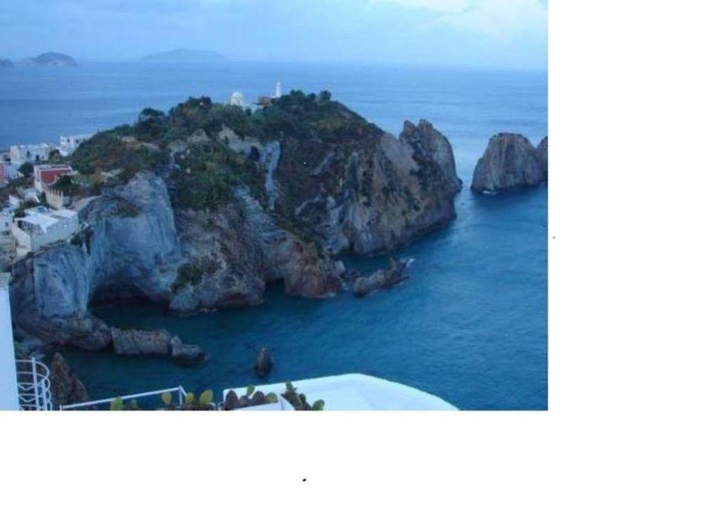 Villa Adele ปอนซา ภายนอก รูปภาพ